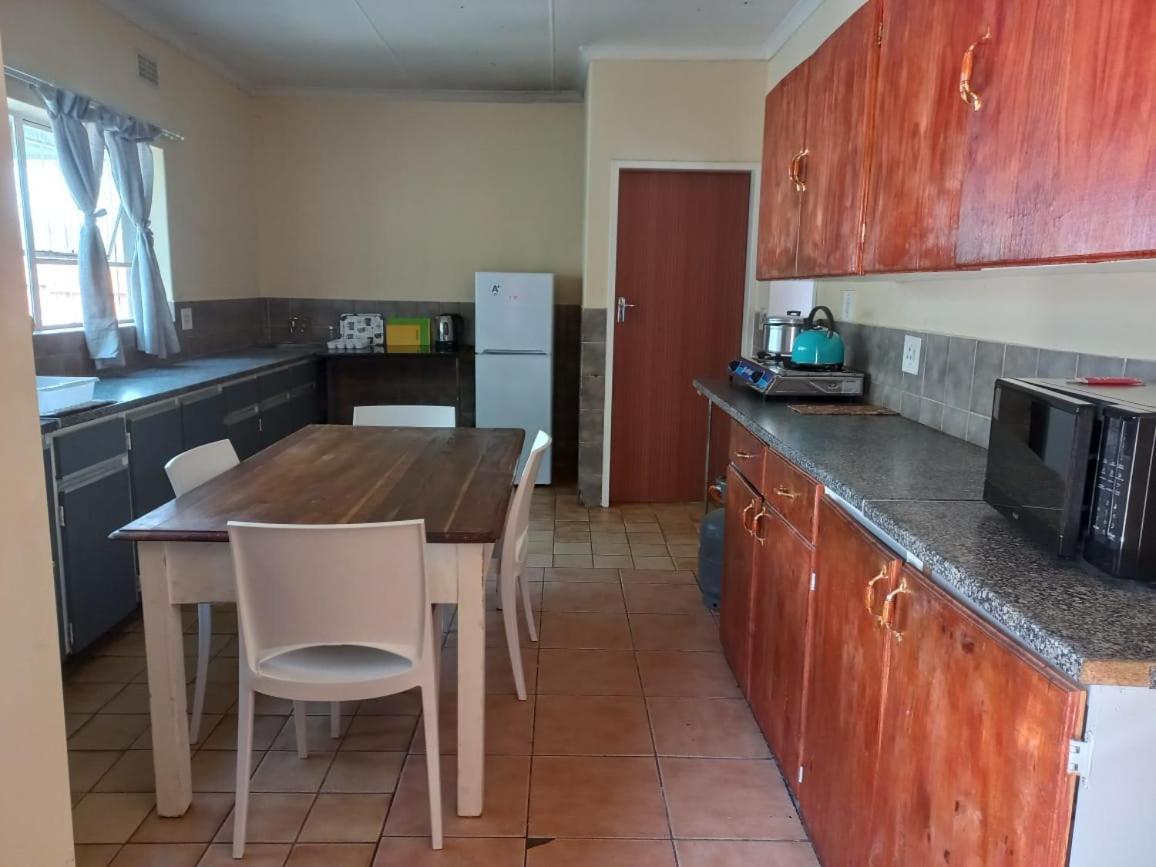 Rocky Hills Guesthouse Piet Retief Kültér fotó
